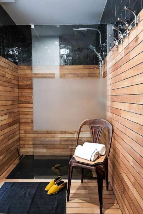 Le Joyau Des Parcs Classe 4 Etoiles Appartement Central Au Calme Avec Terrasse Виши Екстериор снимка